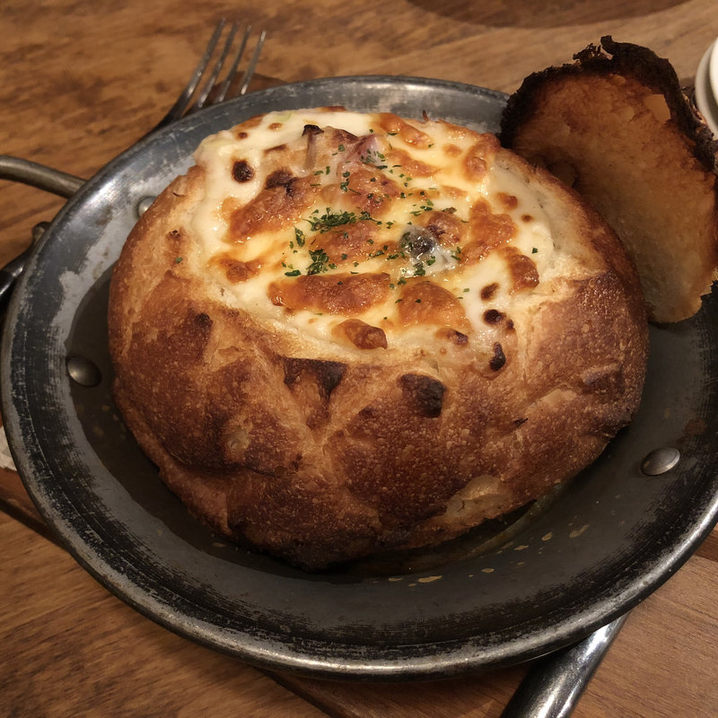 フランスパンのグラタン(彼氏の手料理ダイニング SORALI)