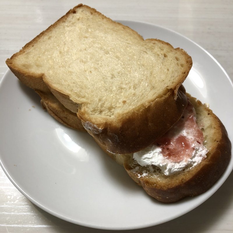 生クリームサンド(Boulangerie KAWA 東天満店)