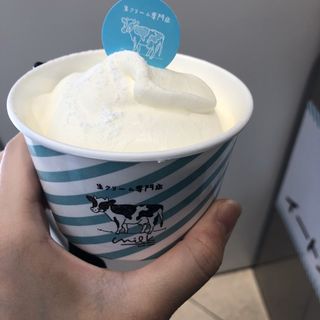 ミルキークリームのふわとろシフォンケーキ(生クリーム専門店 Milk なんばCITY店)