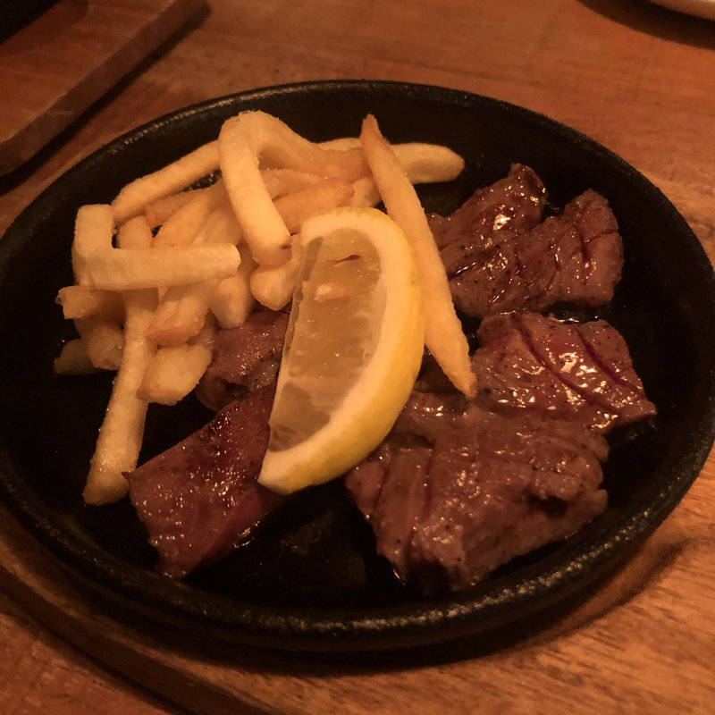 厚切りタン(ユウジロウ （YUJIRO）)