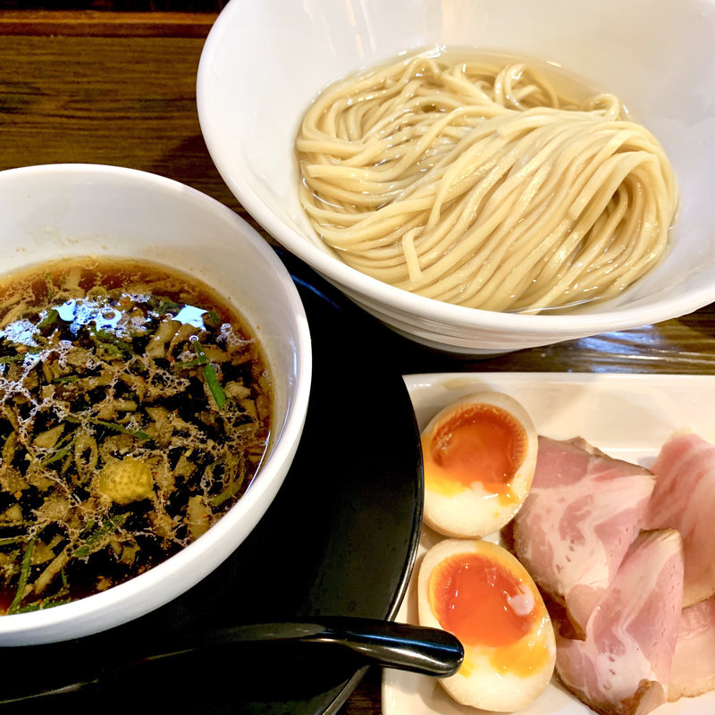 昆布水 生醤油つけめんスペシャル(金彩〜KinIro〜)