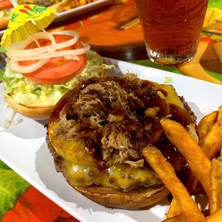 Cheeseburger Island Style(Cheeseburger In Paradise Waikiki)