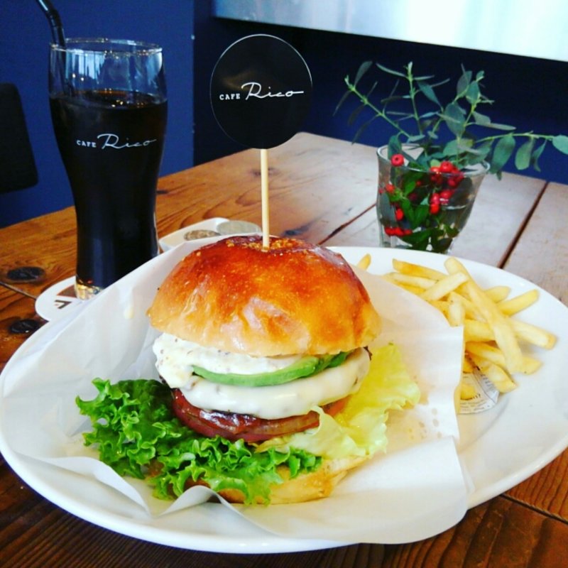 アボカドチーズバーガー(CAFE Rico (カフェリコ))