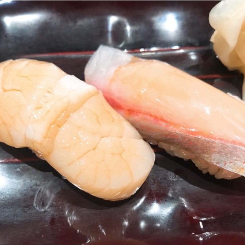 ほたて(新千歳空港 五十七番寿し)