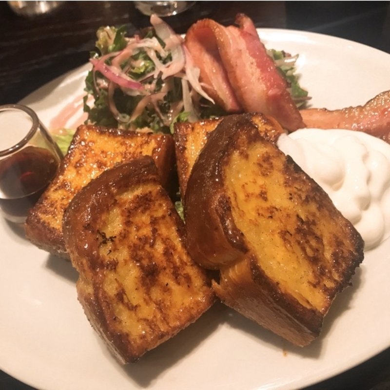 (ベーカリー&レストラン沢村　名古屋)