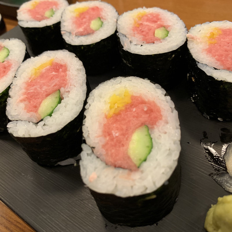 (のれんと味 だるま料理店 （のれんとあじ だるまりょうりてん）)