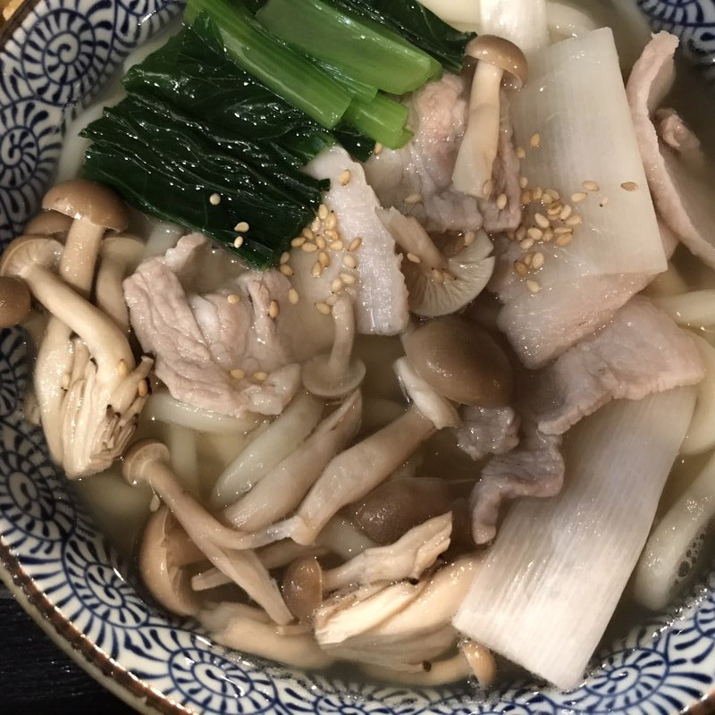 豚バラきのこうどん(讃岐うどん 蔵之介 （くらのすけ）)