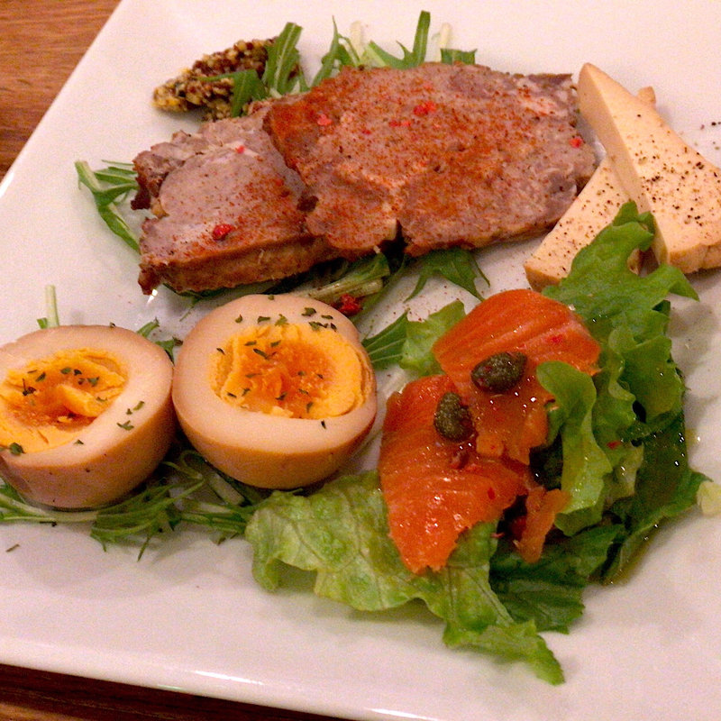 燻製の盛り合わせ(ワイルドハーブ (WILD HARB))