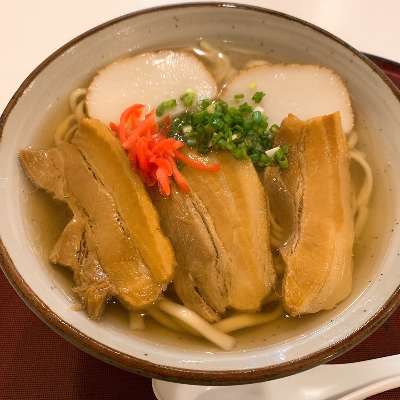 三枚肉そば(街角 （まちかど）)