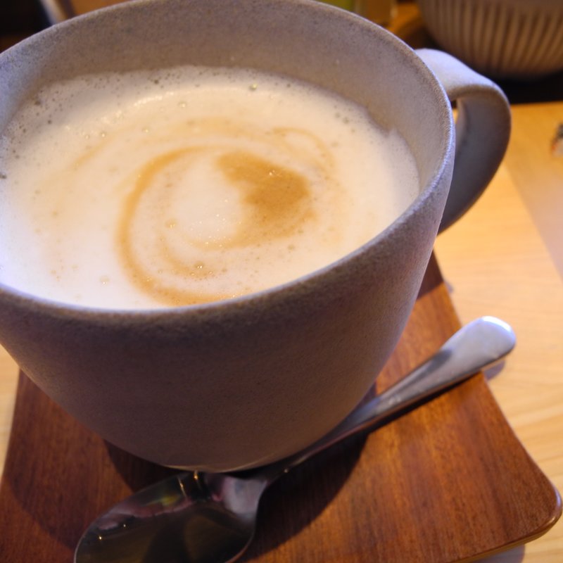 カフェラテ(ume cafe WAON)