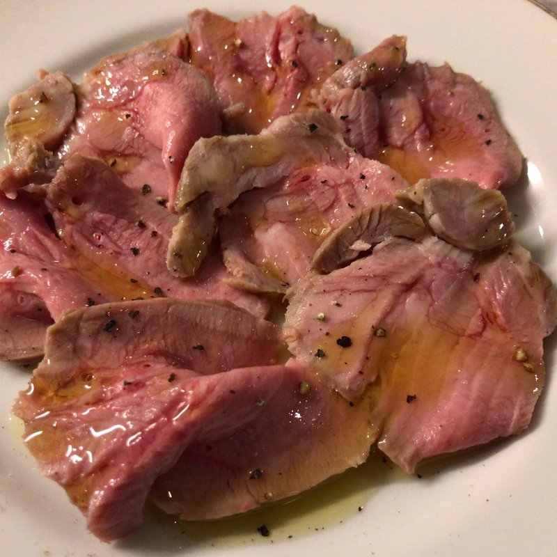 イタリア産仔牛タンのプロシュート・コット(チクロ パノラマ キッチン （CICLO PANORAMA KITCHEN）)