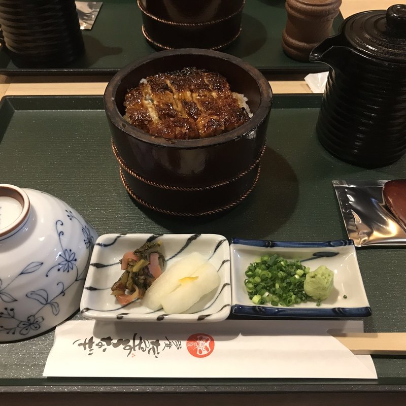 ひつまぶし小(だるまうなぎ 金城ふ頭店)