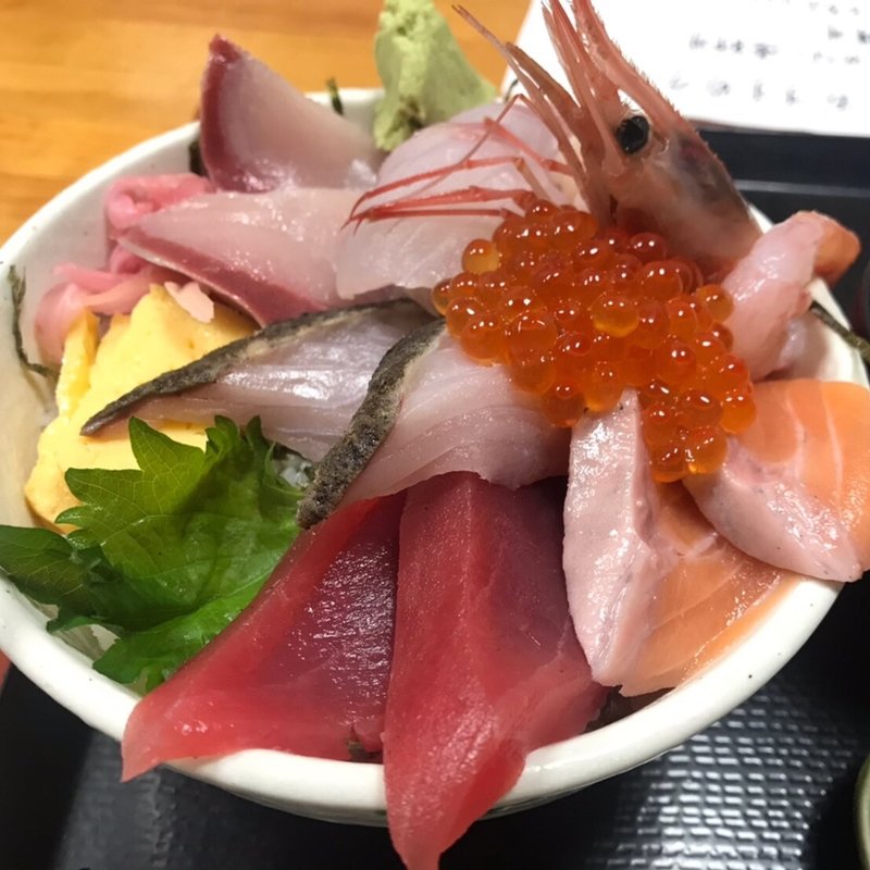 特海鮮丼(魚屋 翻車魚丸(まんぼうまる))