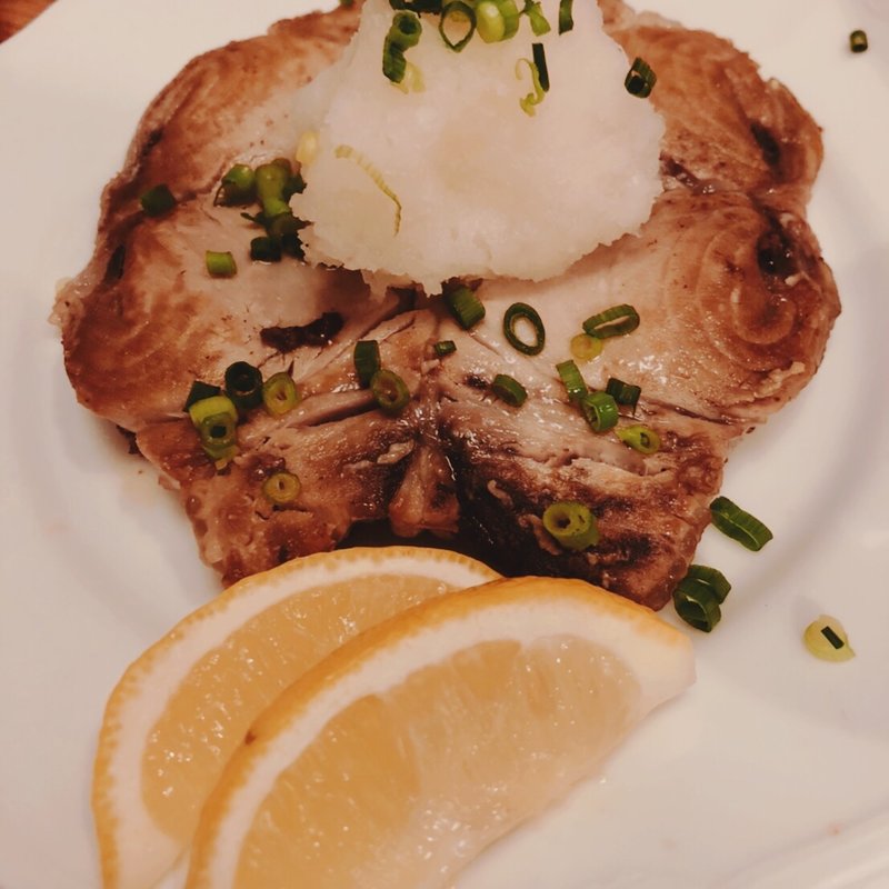 鮪のテールステーキ(ポン吉 関内店)