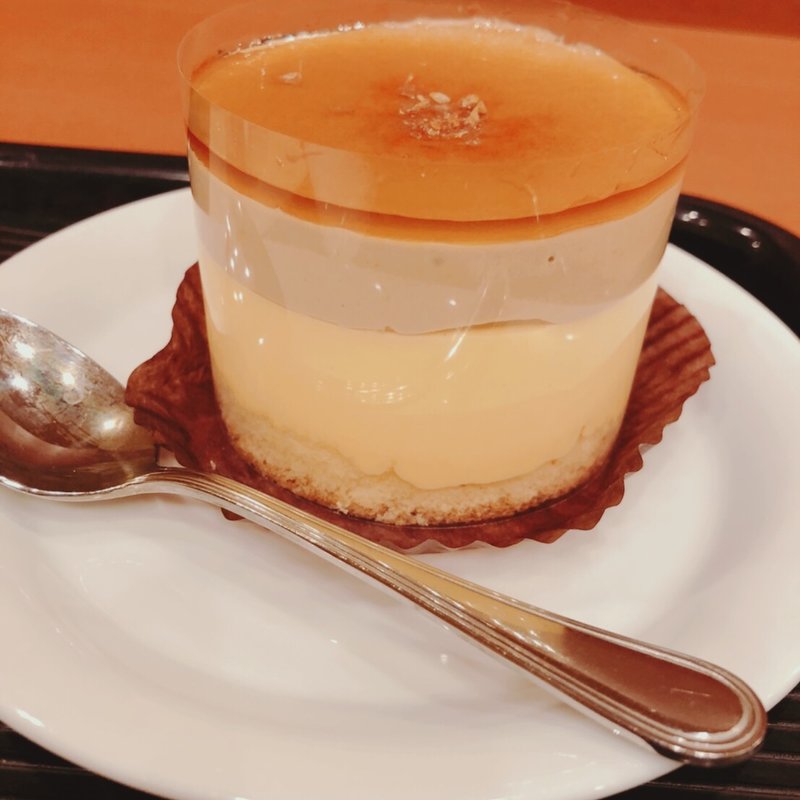 プリンケーキ(カフェ ヴェローチェ)