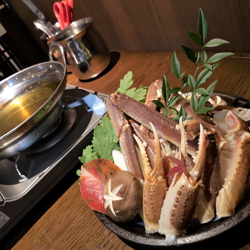 蟹の水炊き鍋　1人前(蟹と大間のマグロ専門個室 東郷　天王寺アポロビル店)