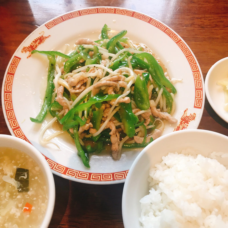 青椒肉絲(タイガー餃子軒 広尾)