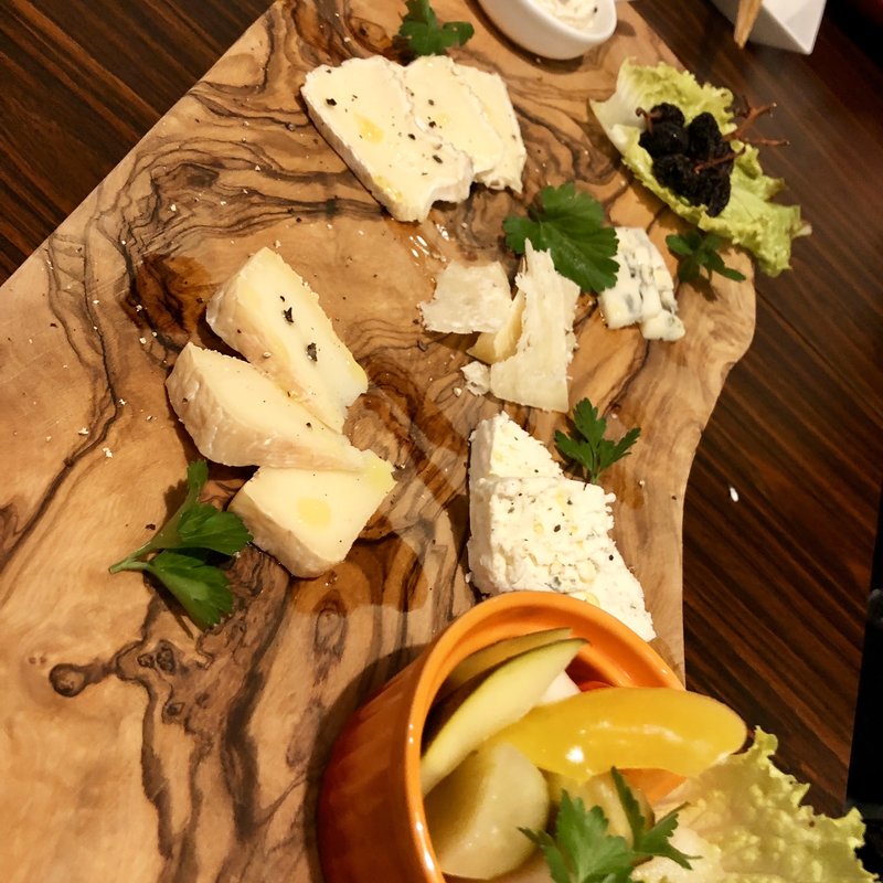 おつまみプレート(Dining&Cafe Sweets Okada)