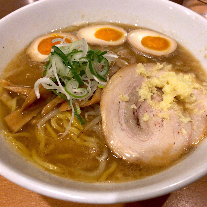 味噌らーめん＋燻製玉子(麺屋 すずらん)