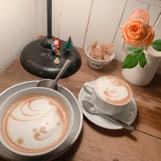 カフェオレ(カフェ・ロッタ （Cafe Lotta）)