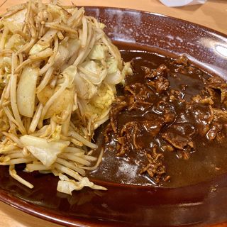 ビーフ野菜炒めカレー(みぼうじんカレー )