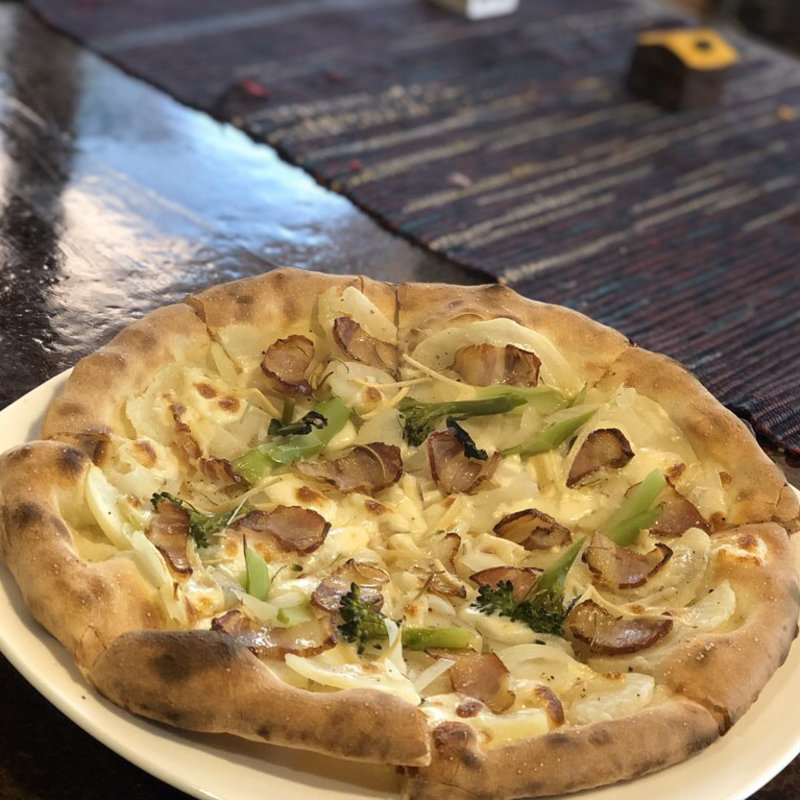 ベーコンとジャガイモ(ピザバス　いしがやま)