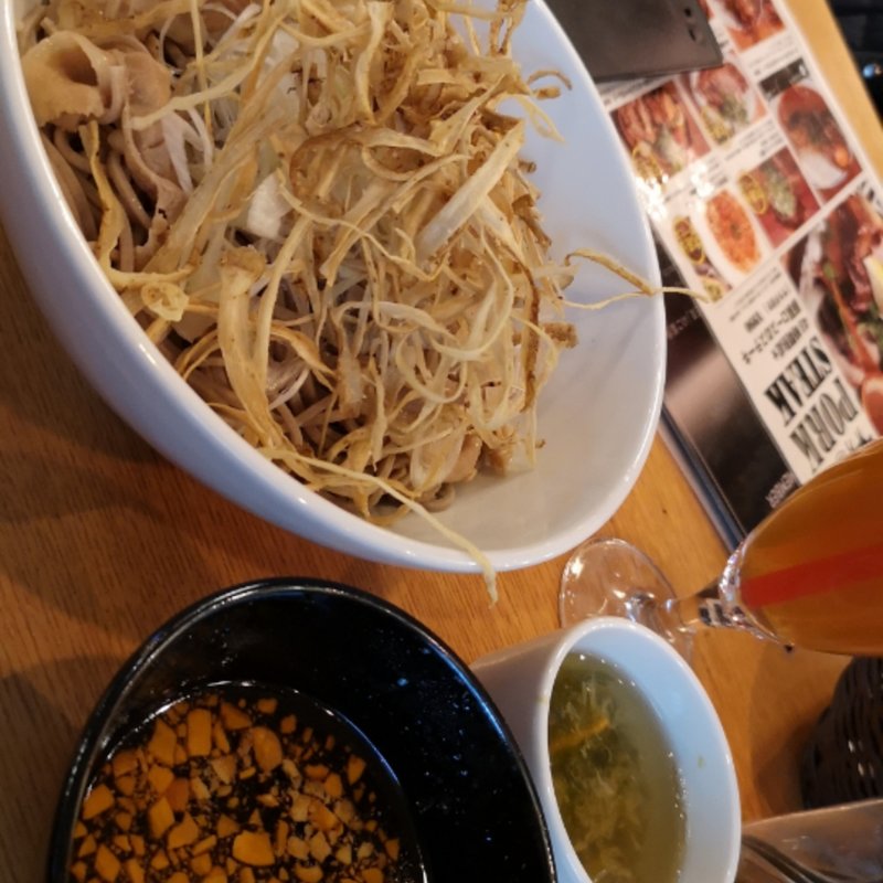 ベル豚soba(ベルサイユの豚 西新宿)