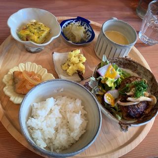 日替わりランチ　和風おろしハンバーグ(cafe belet)