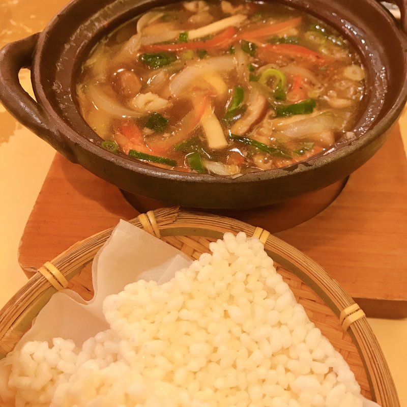 コムチャーイハイサン(ホイアン （ベトナム料理 HoiAn）)