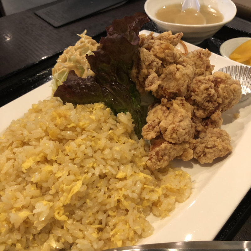 とりの唐揚げ&チャーハン(亀仙人食堂)