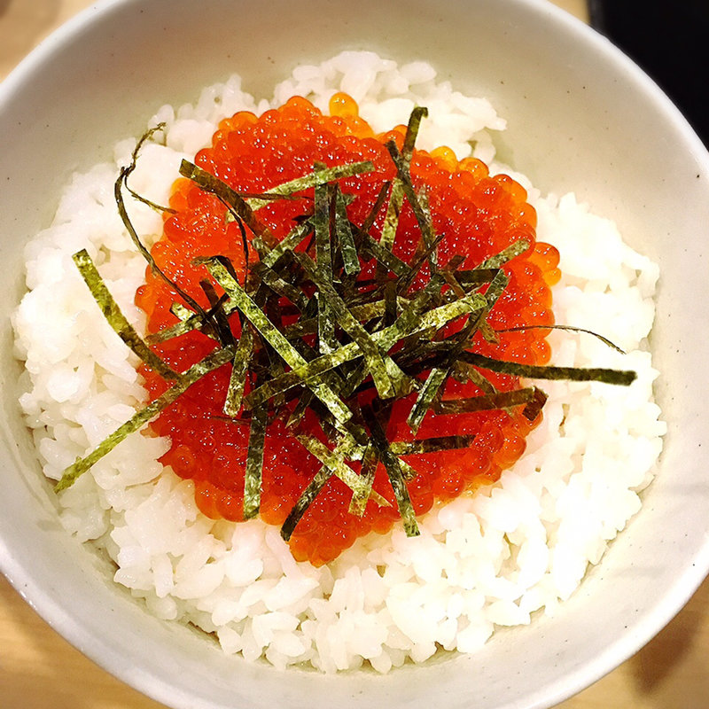 いくら丼(蟹喰楽舞 （カニクラブ）)