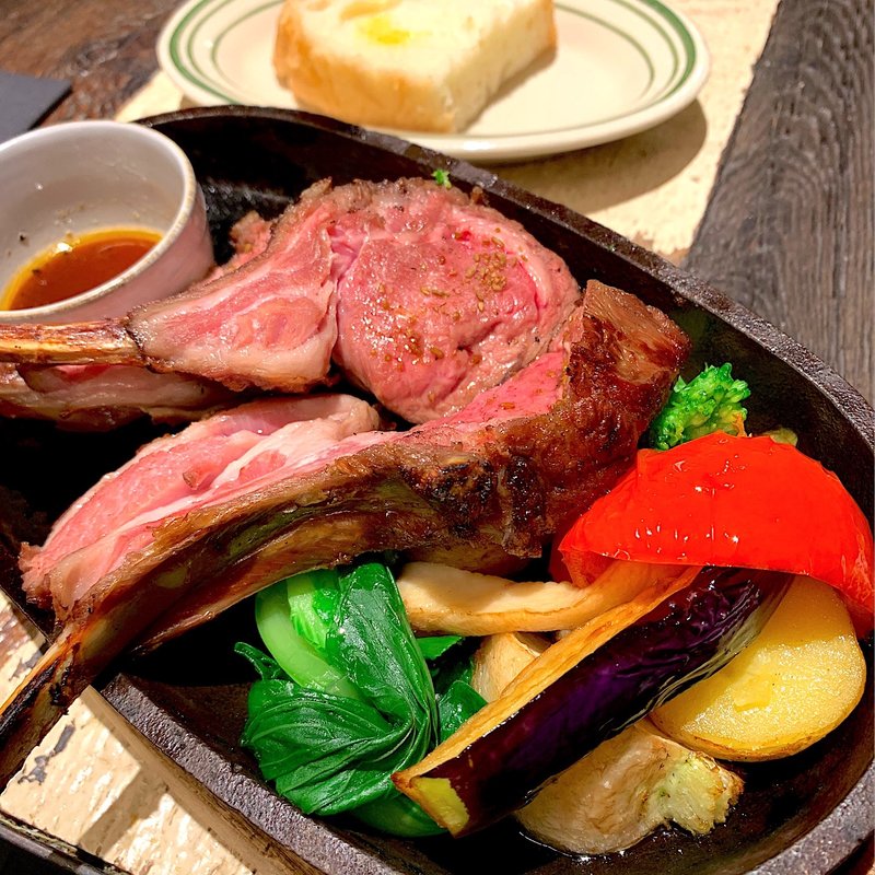 NZ産ラムチョップのグリル(ZEALANDER)