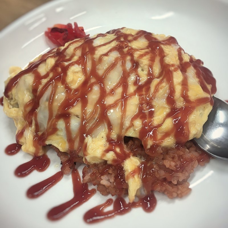 ふわふわオムライス(一膳めし 青木堂)