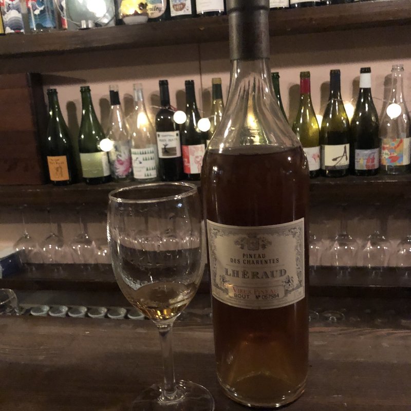 ピノーデシャラント(グリッツ （casual dining grits）)