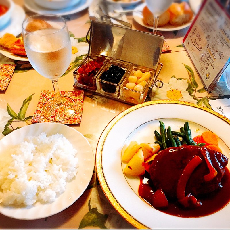 ハンバーグ(広亭タナカ )