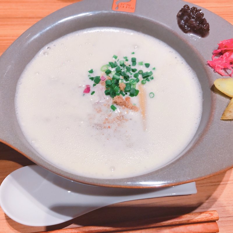 鶏白湯ラーメン(ラーメンファクトリー　トリセツ)