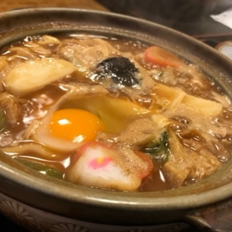 味噌煮込みうどん　梅（かしわ、玉子入り）(角丸)