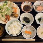 朝食バイキング