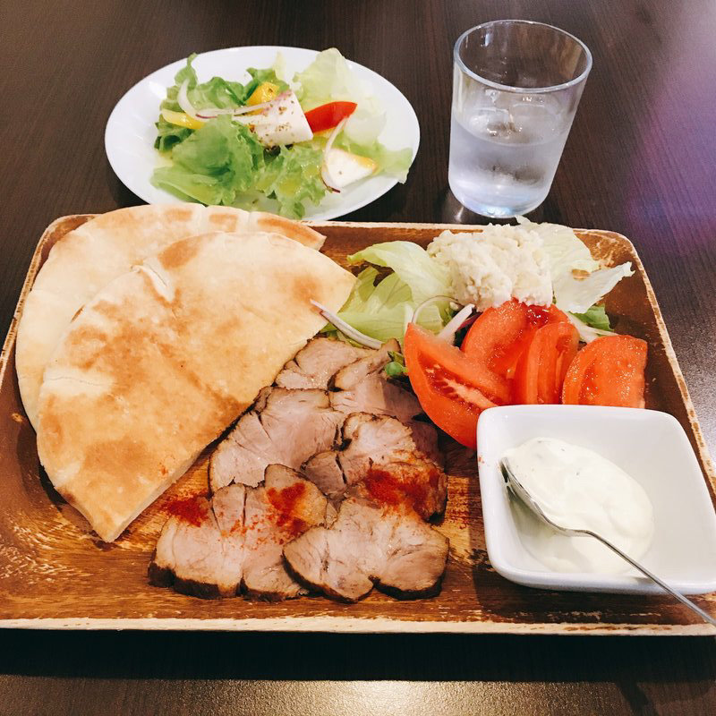 豚の紅茶煮　ピタパンプレート(シュポール （SHUPOUL）)