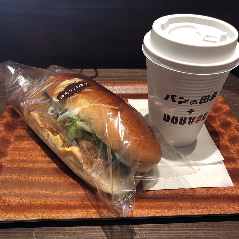 エビカツたまご(パンの田島　浅草ROX店)