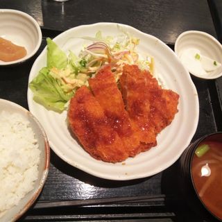 チキンカツ定食(七味家)
