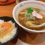 鶏薫る醤油六九麺(noodle kitchen 六九麺)