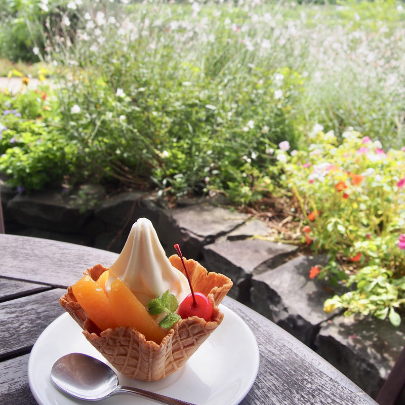 (枇杷倶楽部 （ビワクラブ）)