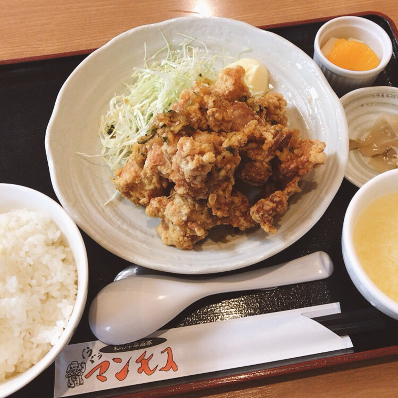 若鶏の唐揚げ 香味ソースがけ(和心中華酒家 ぐうぐうマンモス)