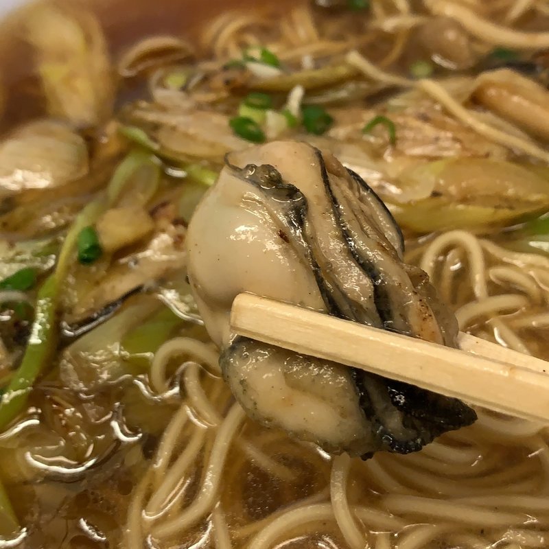 季節限定牡蠣ラーメンセット(中国料理 鉄人)