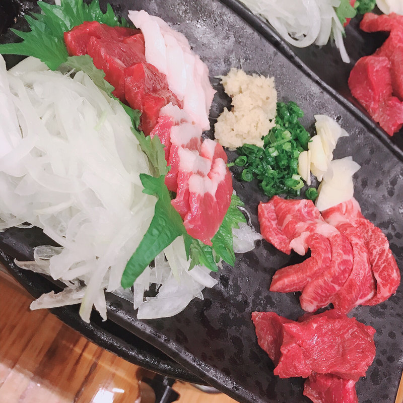 極上馬刺盛り(けとばし屋チャンピオン 福島本店)