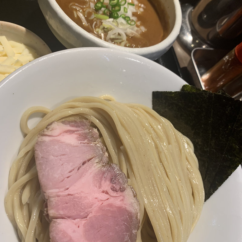 サバカレーつけ麺大盛(つけ麺一燈 （ツケメンイットウ）)