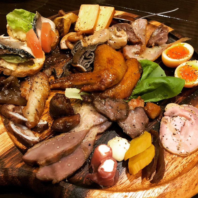 燻製盛り合わせ(スミヤキ エビス)