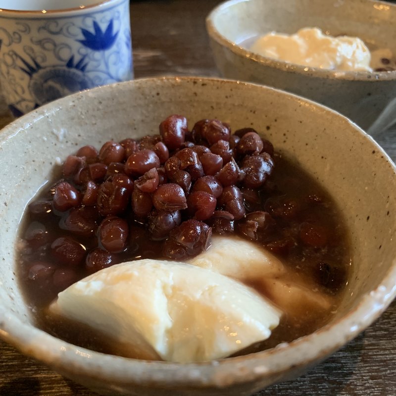 暖かい湯葉ぜんざい(湯葉丼 直吉)