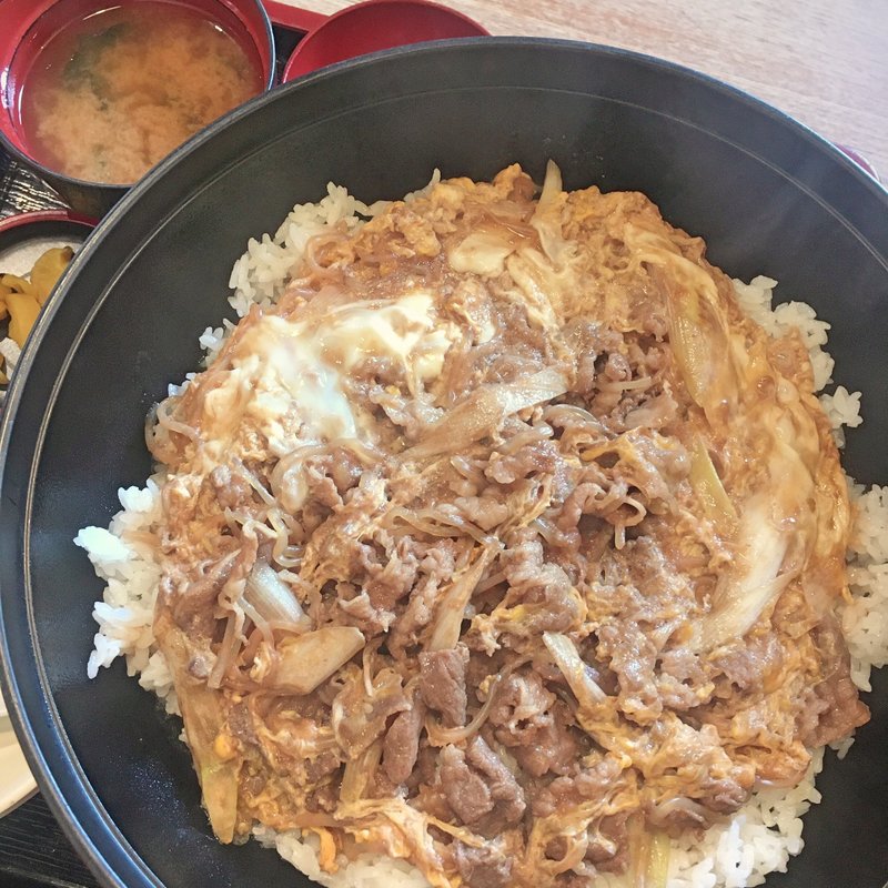 ジャンボ丼(こまどり 今宿店)
